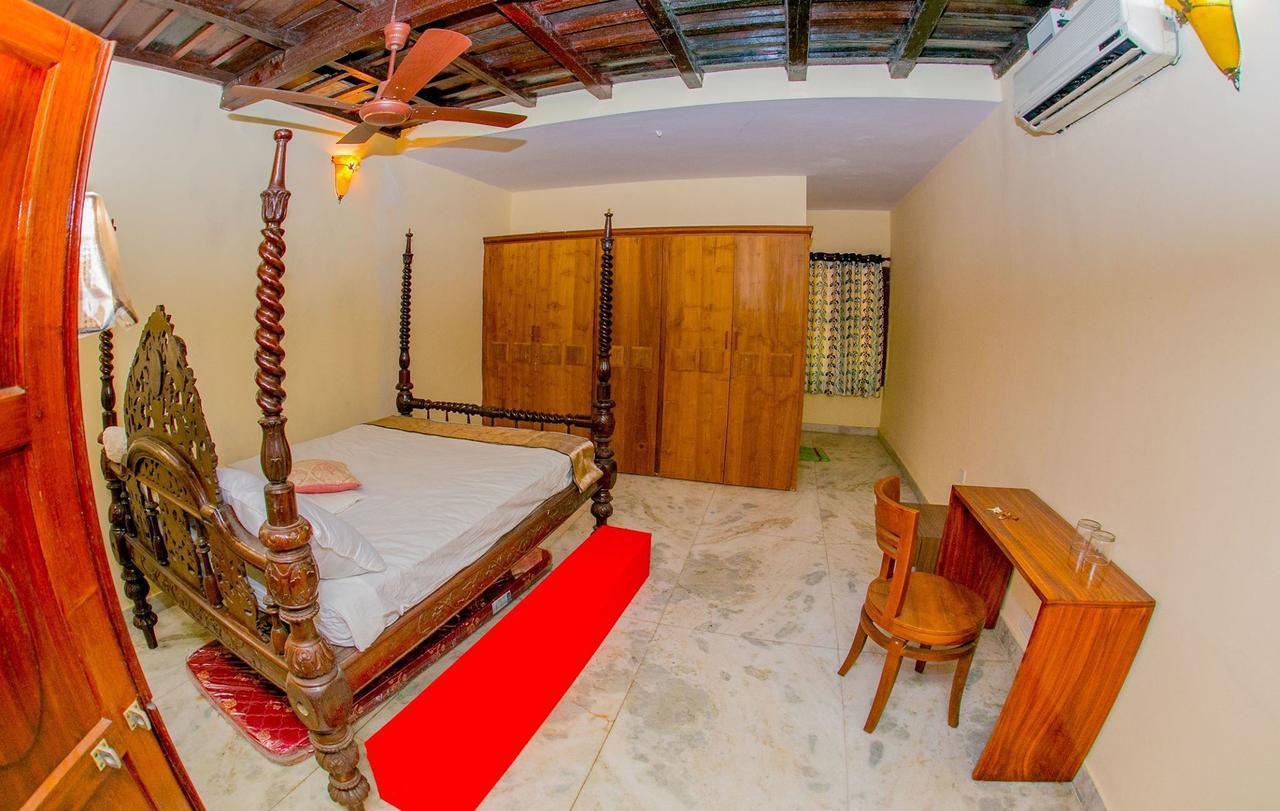 Trium Heritage Villa Chengannur Buitenkant foto